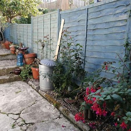 Villa Seaside 2 Bed Terraced House With Garden Hastings Exterior foto