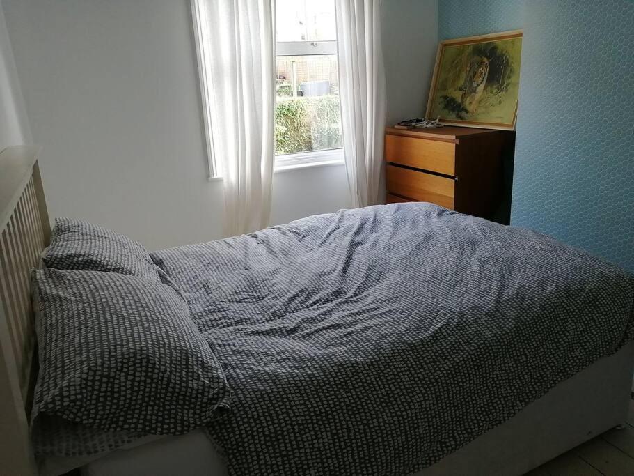 Villa Seaside 2 Bed Terraced House With Garden Hastings Exterior foto