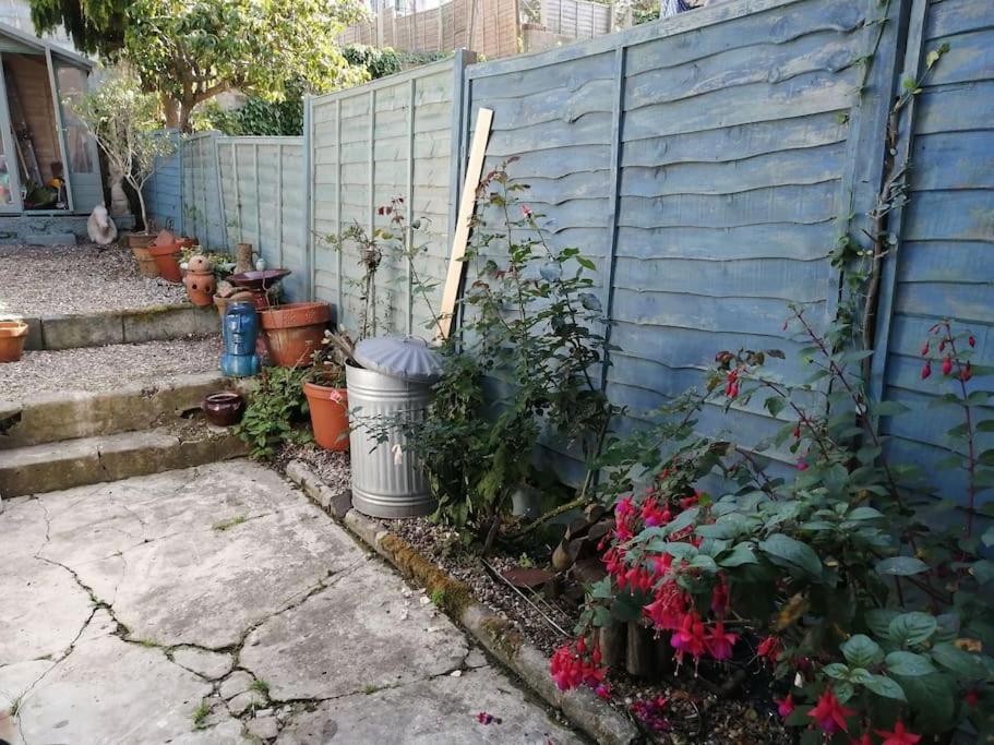 Villa Seaside 2 Bed Terraced House With Garden Hastings Exterior foto